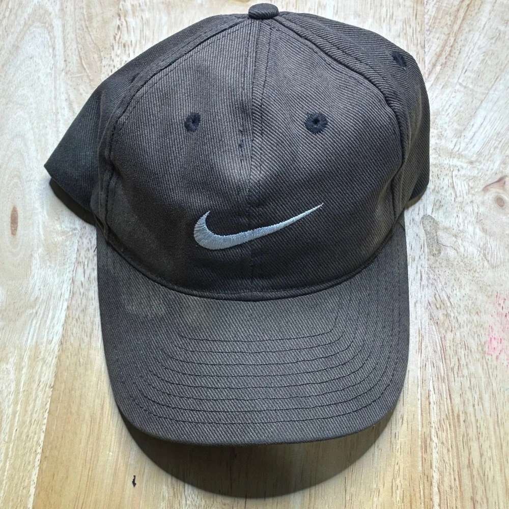 Vintage 90s Nike Swoosh Snapback Hat Black Gray Green Underbrim Taiwan